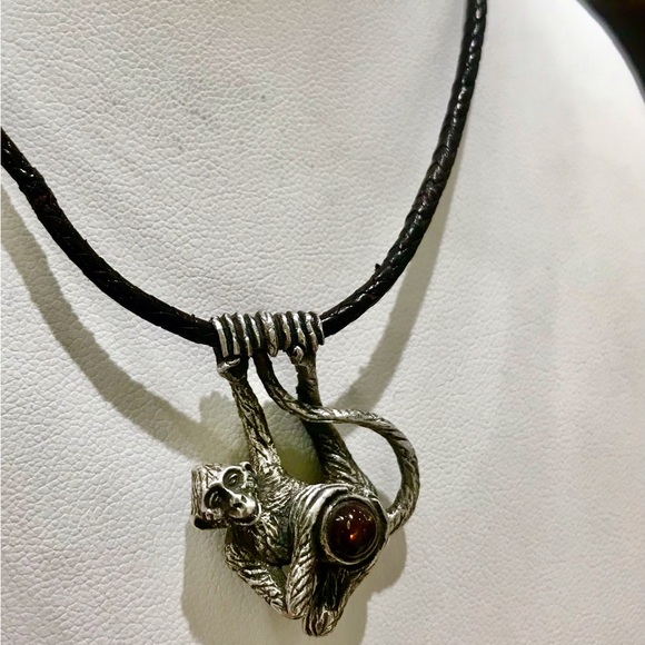 Lou Guerin Monkey and Fire Agate Leather Necklace RARE - Picture 5 of 9